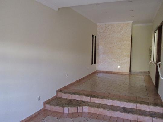 Alugar Casa / Padrão em Ribeirão Preto apenas R$ 2.800,00 - Foto 2 Alugar Casa / Padrão em Ribeirão Preto apenas R$ 2.800,00 - Foto 2