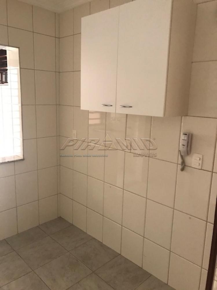 Alugar Apartamento / Padrão em Ribeirão Preto R$ 1.750,00 - Foto 13