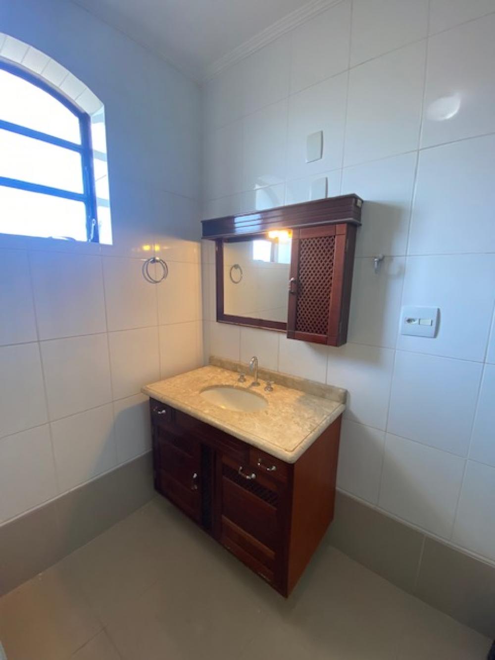 Alugar Apartamento / Padr&atilde;o em Ribeirao Preto R$ 1.500,00 - Foto 6