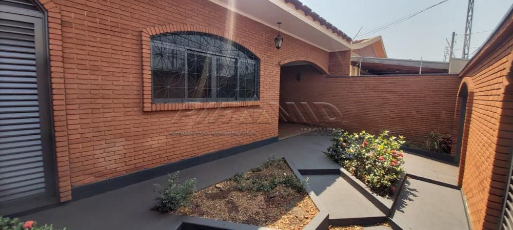 Alugar Casa / Padrão em Ribeirão Preto R$ 2.100,00 - Foto 2