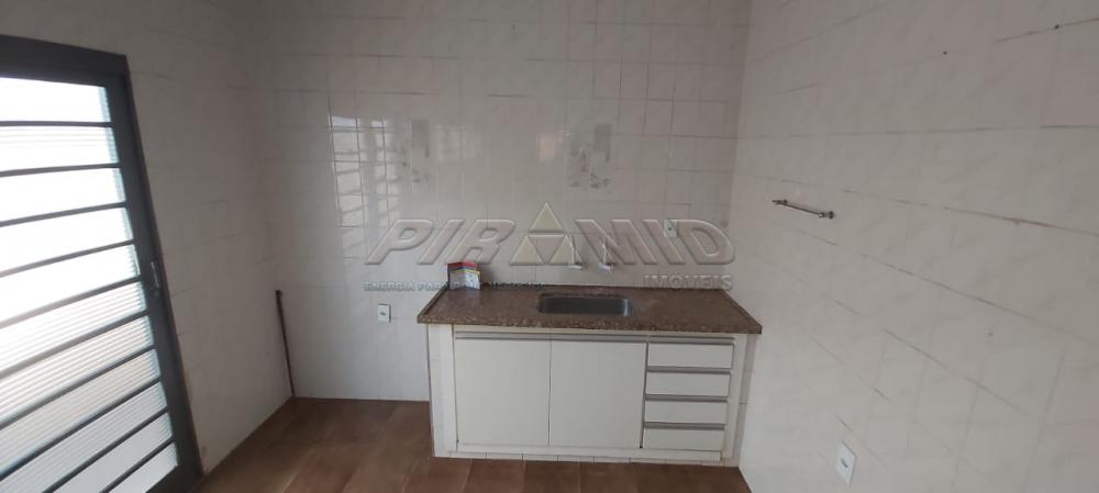 Alugar Casa / Padrão em Ribeirão Preto R$ 2.100,00 - Foto 8