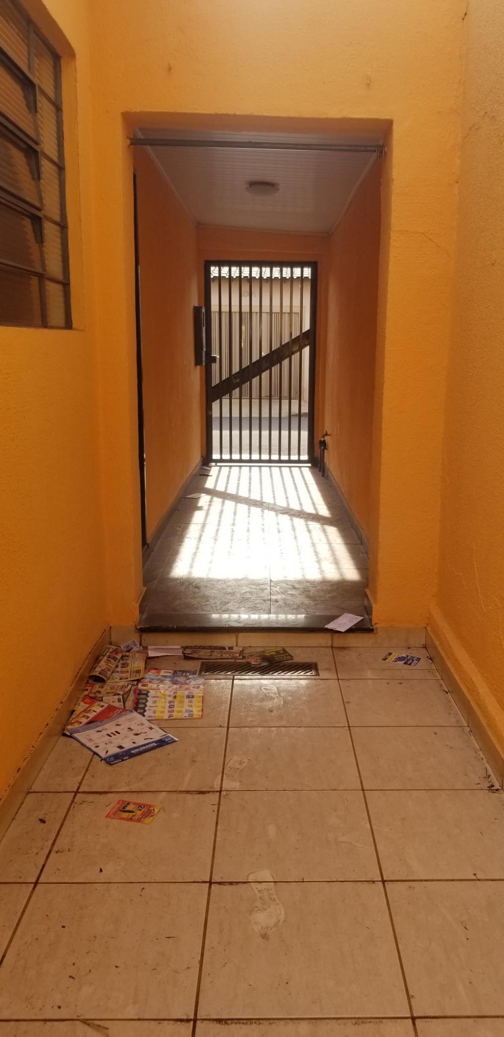 Alugar Casa / Padrão em Ribeirão Preto R$ 700,00 - Foto 3 Alugar Casa / Padrão em Ribeirão Preto R$ 700,00 - Foto 3