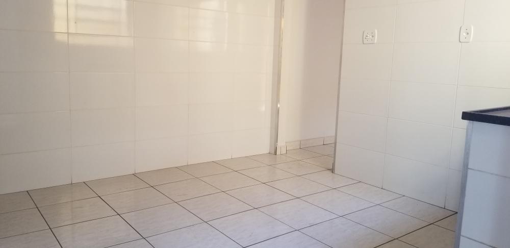 Alugar Casa / Padrão em Ribeirão Preto R$ 700,00 - Foto 14 Alugar Casa / Padrão em Ribeirão Preto R$ 700,00 - Foto 14