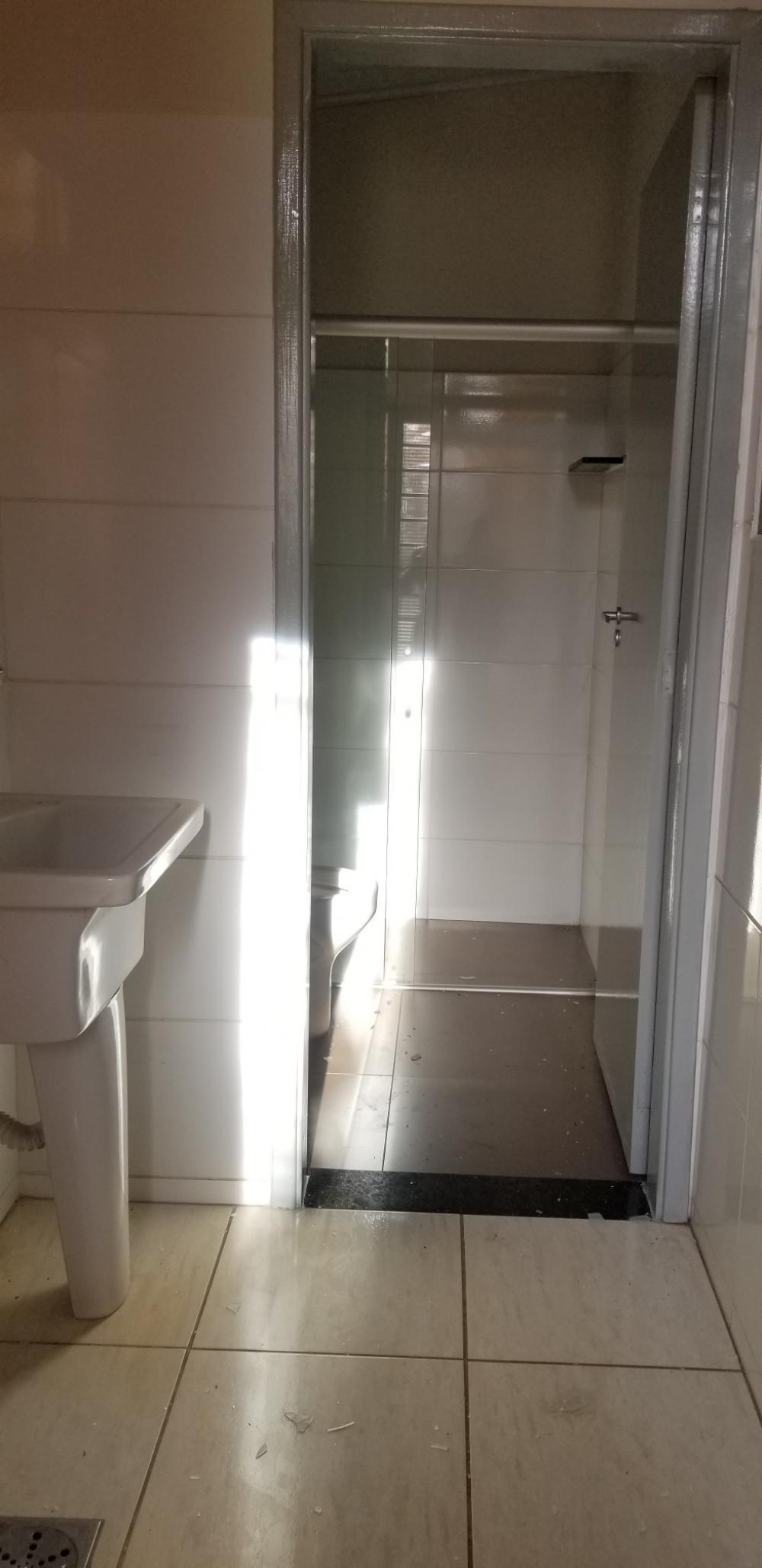 Alugar Casa / Padrão em Ribeirão Preto R$ 700,00 - Foto 15 Alugar Casa / Padrão em Ribeirão Preto R$ 700,00 - Foto 15