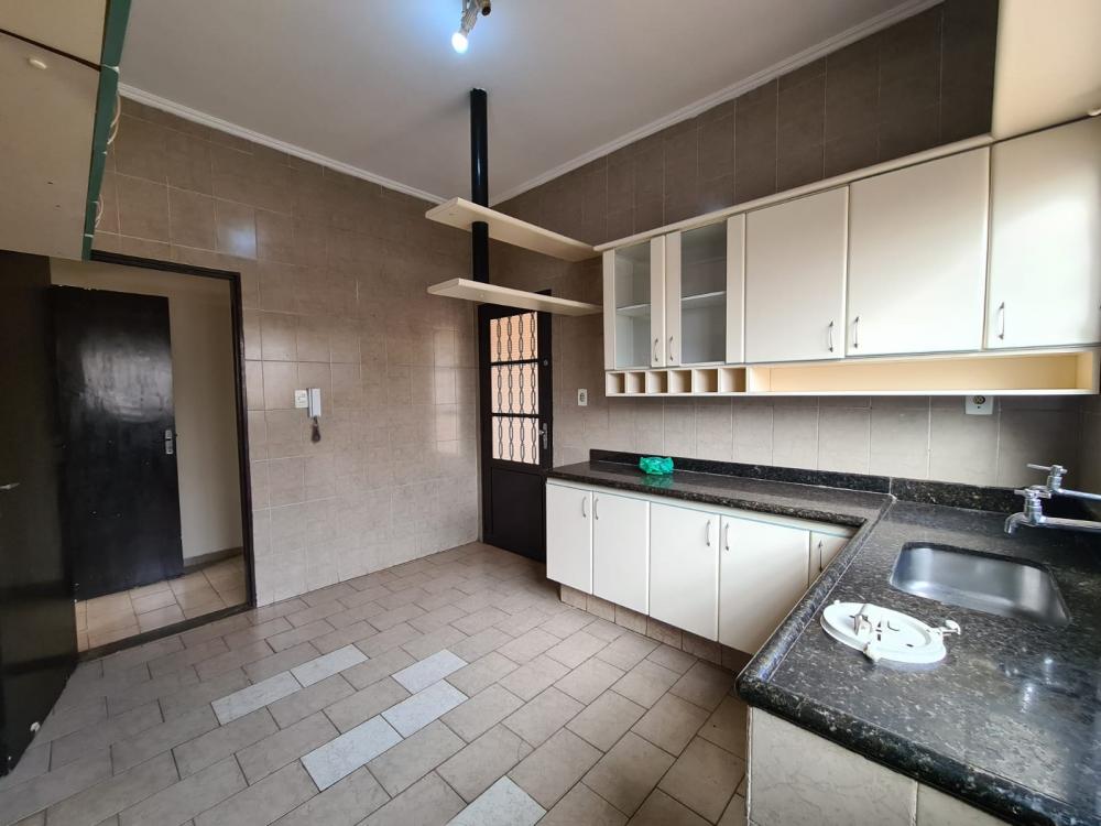 Alugar Casa / Padrão em Ribeirão Preto R$ 1.600,00 - Foto 11 Alugar Casa / Padrão em Ribeirão Preto R$ 1.600,00 - Foto 11