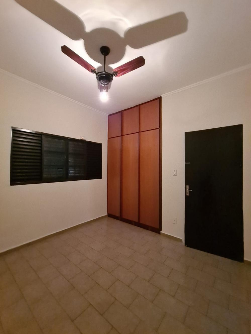 Alugar Casa / Padrão em Ribeirão Preto R$ 1.600,00 - Foto 30 Alugar Casa / Padrão em Ribeirão Preto R$ 1.600,00 - Foto 30