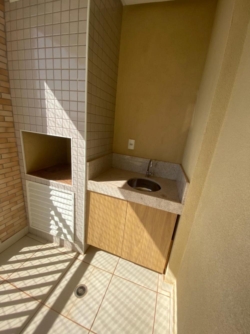 Alugar Apartamento / Padrão em Ribeirão Preto R$ 2.000,00 - Foto 1 Alugar Apartamento / Padrão em Ribeirão Preto R$ 2.000,00 - Foto 1