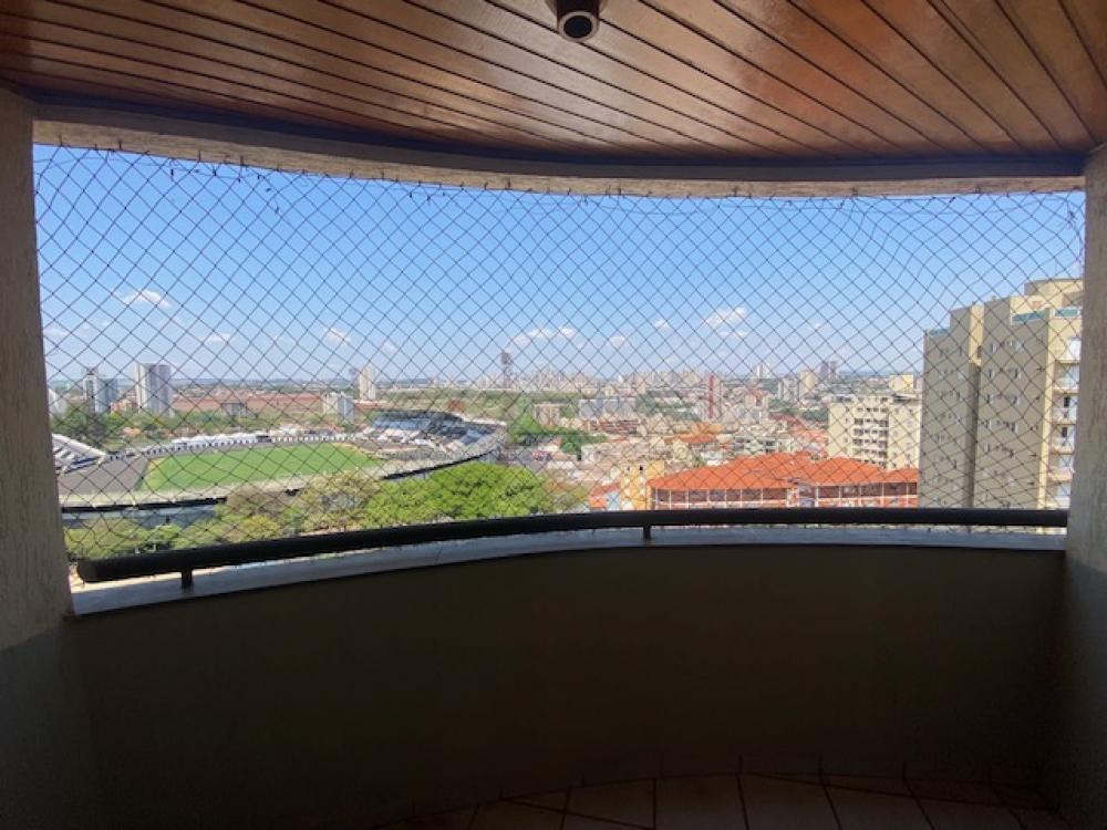 Alugar Apartamento / Padr&atilde;o em Ribeir&atilde;o Preto R$ 1.600,00 - Foto 4