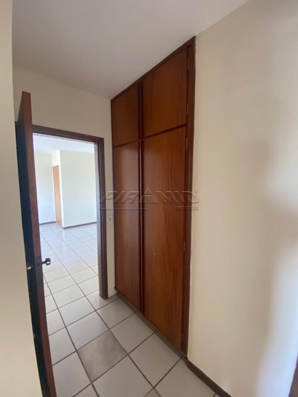 Alugar Apartamento / Padr&atilde;o em Ribeir&atilde;o Preto R$ 1.600,00 - Foto 7