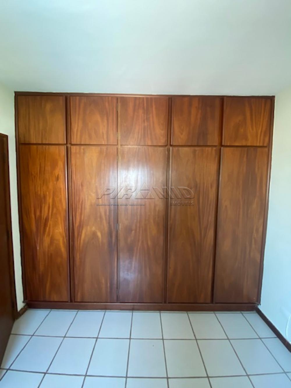 Alugar Apartamento / Padr&atilde;o em Ribeir&atilde;o Preto R$ 1.600,00 - Foto 14