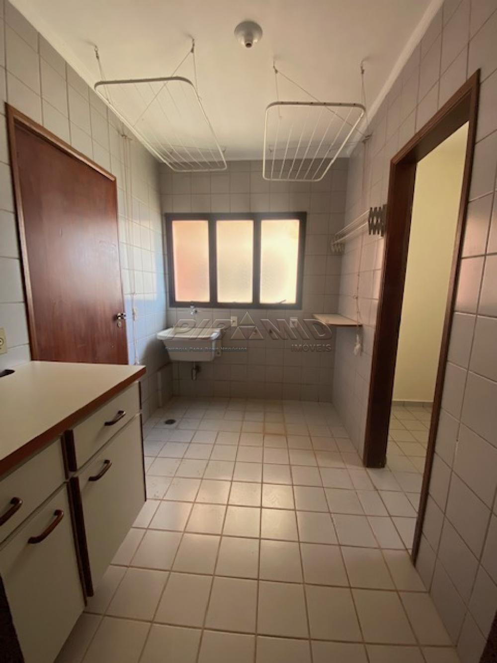Alugar Apartamento / Padr&atilde;o em Ribeir&atilde;o Preto R$ 1.600,00 - Foto 18