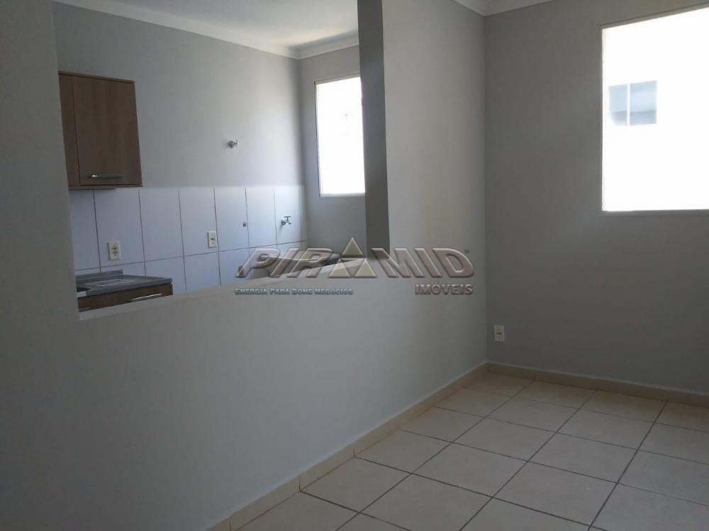 Alugar Apartamento / Padr&atilde;o em Ribeir&atilde;o Preto R$ 680,00 - Foto 2