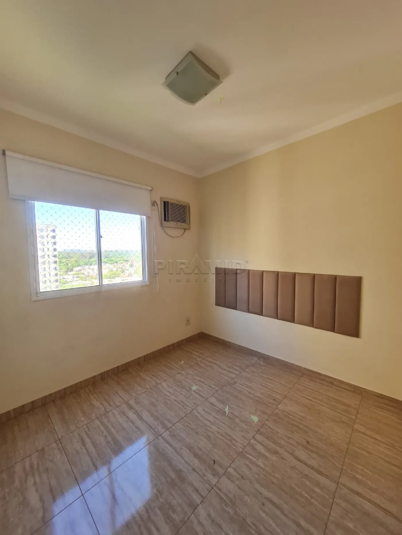 Alugar Apartamento / Padrão em Ribeirão Preto R$ 1.700,00 - Foto 7