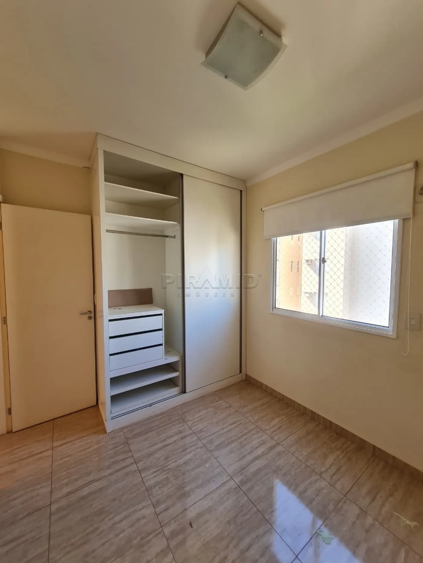 Alugar Apartamento / Padrão em Ribeirão Preto R$ 1.700,00 - Foto 8