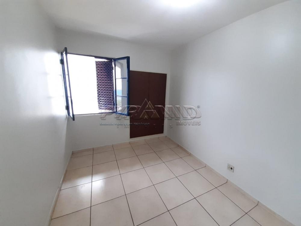Alugar Apartamento / Padr&atilde;o em Ribeir&atilde;o Preto R$ 1.100,00 - Foto 5