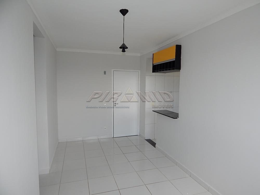 Alugar Apartamento / Padr&atilde;o em Ribeir&atilde;o Preto R$ 840,00 - Foto 2