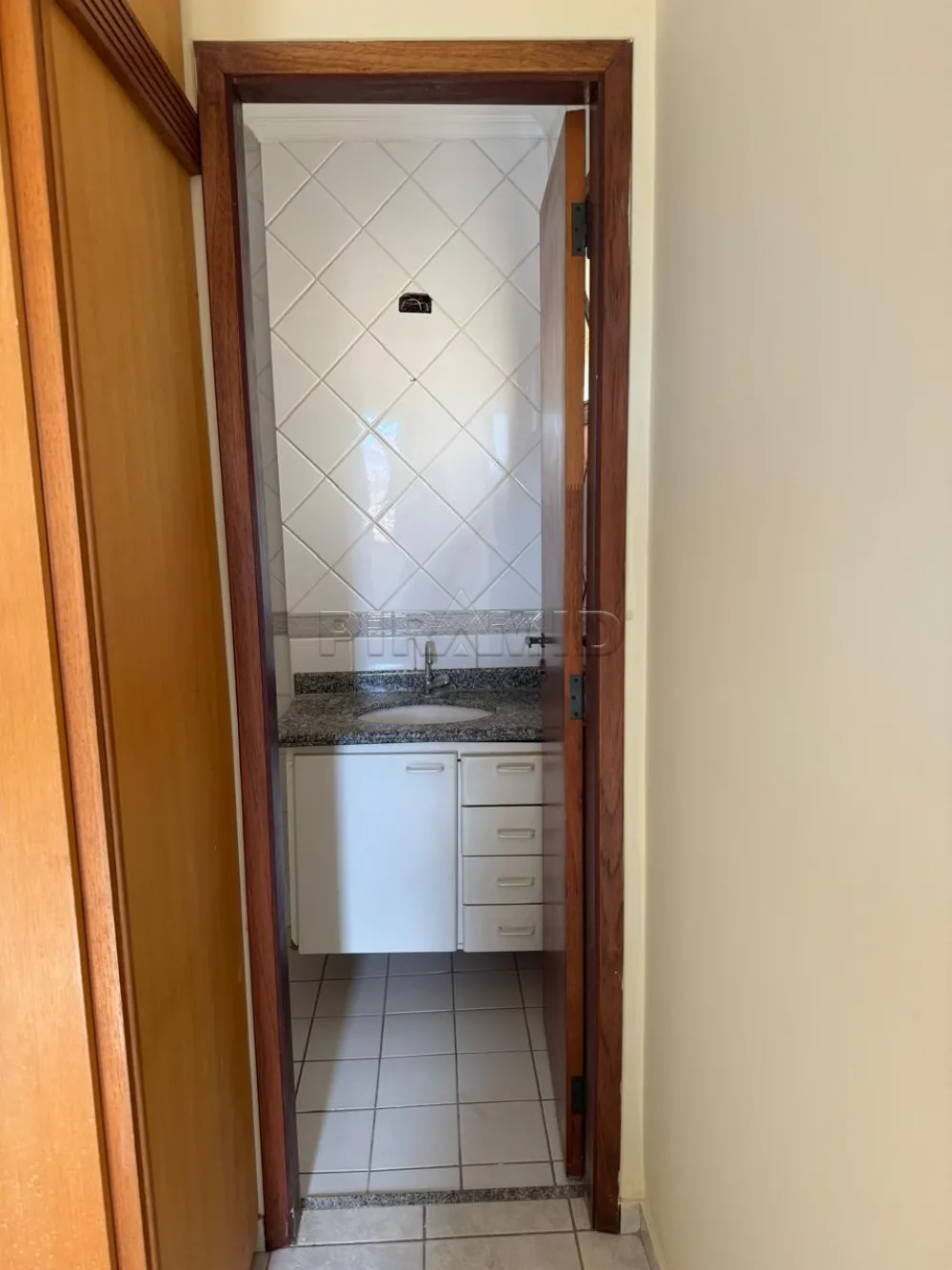 Alugar Apartamento / Padr&atilde;o em Ribeir&atilde;o Preto R$ 1.300,00 - Foto 12