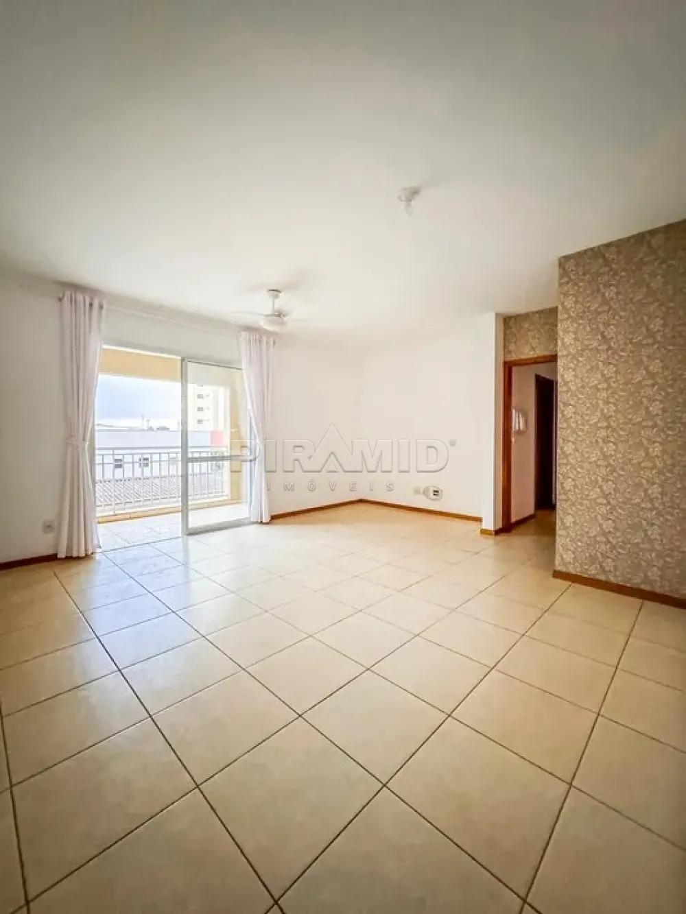 Alugar Apartamento / Padr&atilde;o em Ribeir&atilde;o Preto R$ 1.900,00 - Foto 1