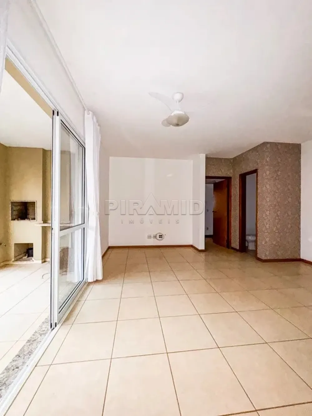 Alugar Apartamento / Padr&atilde;o em Ribeir&atilde;o Preto R$ 1.900,00 - Foto 2
