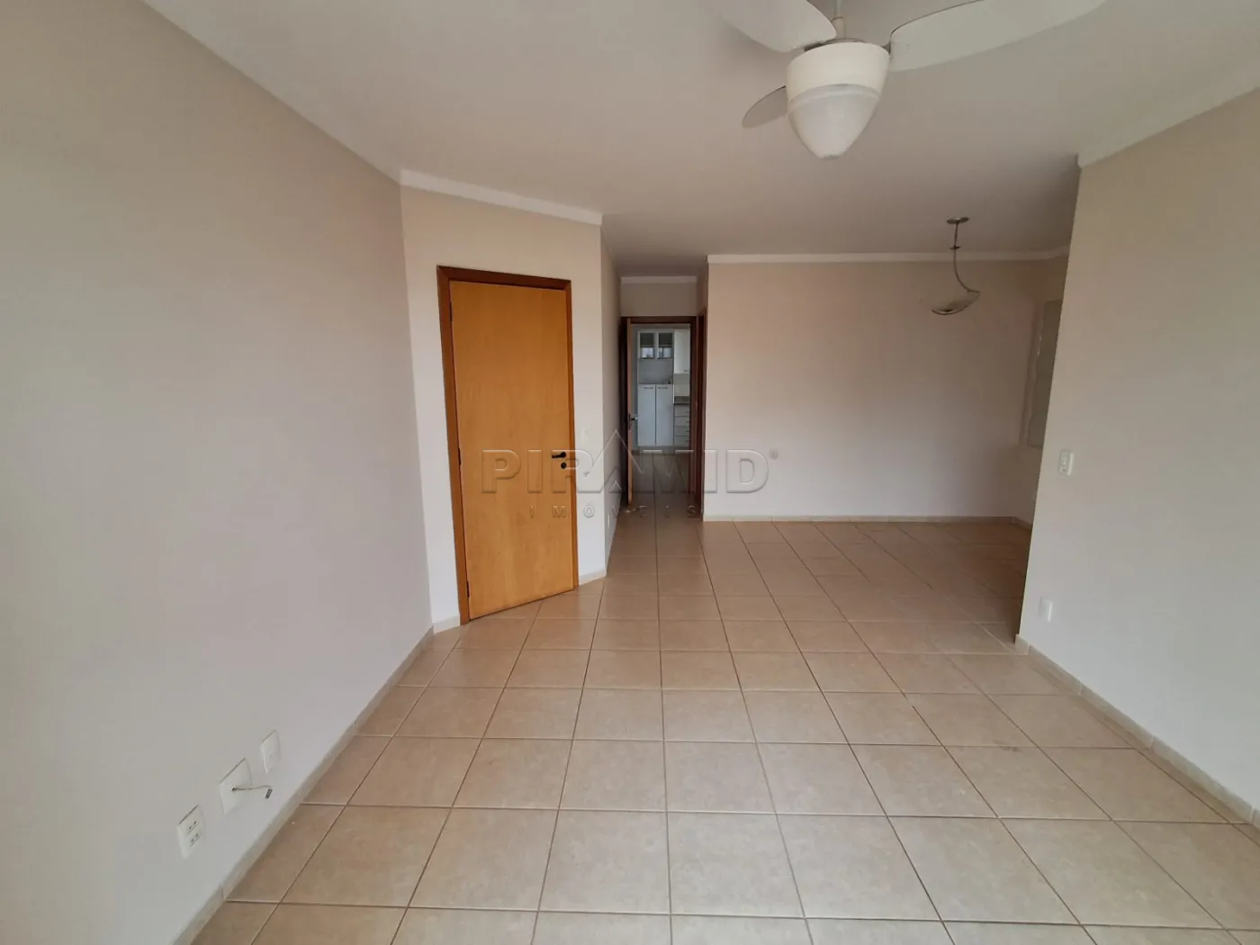 Alugar Apartamento / Padrão em Ribeirão Preto R$ 4.200,00 - Foto 2