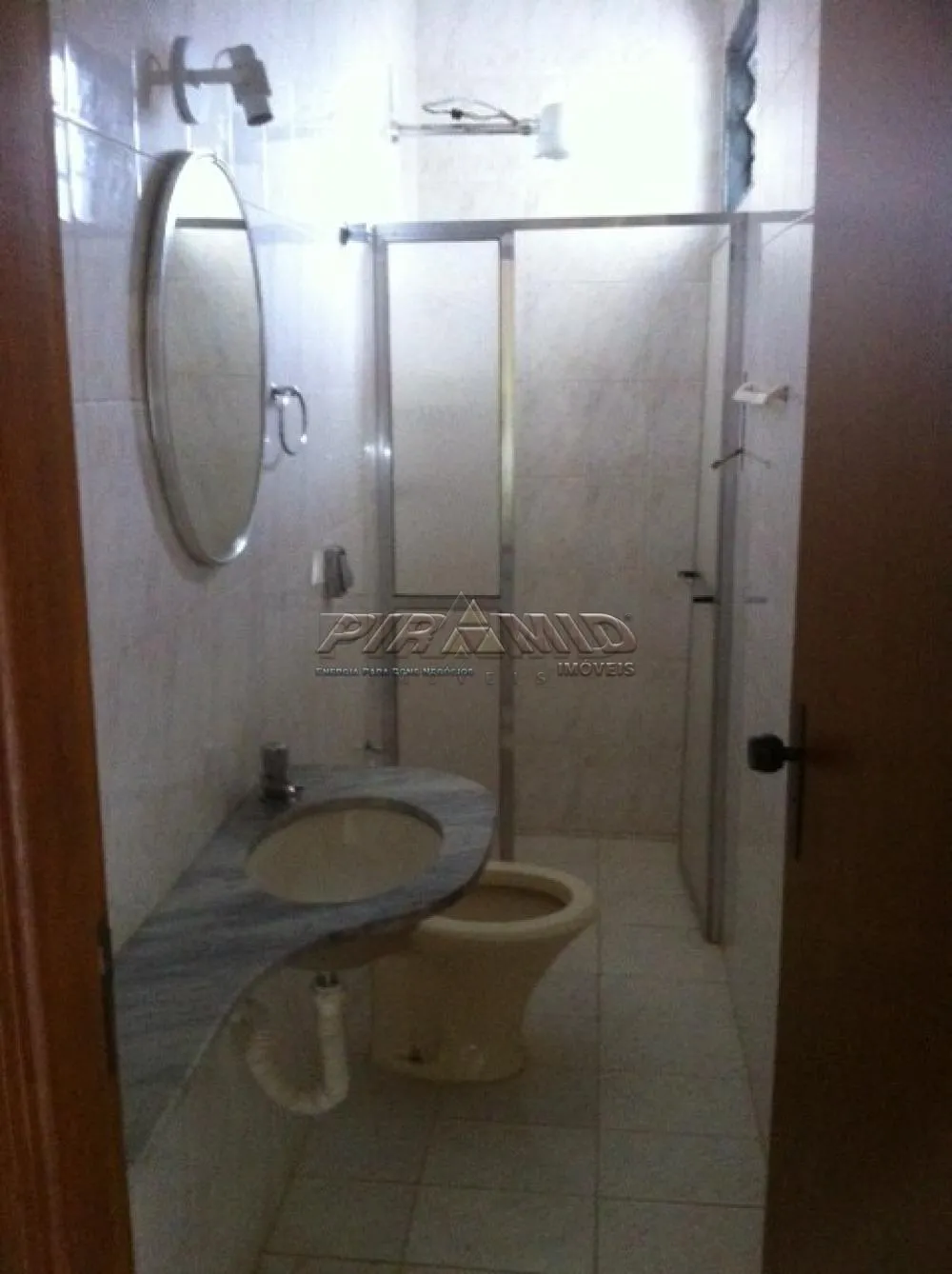 Alugar Comercial / Casa em Ribeir&atilde;o Preto R$ 1.620,00 - Foto 6