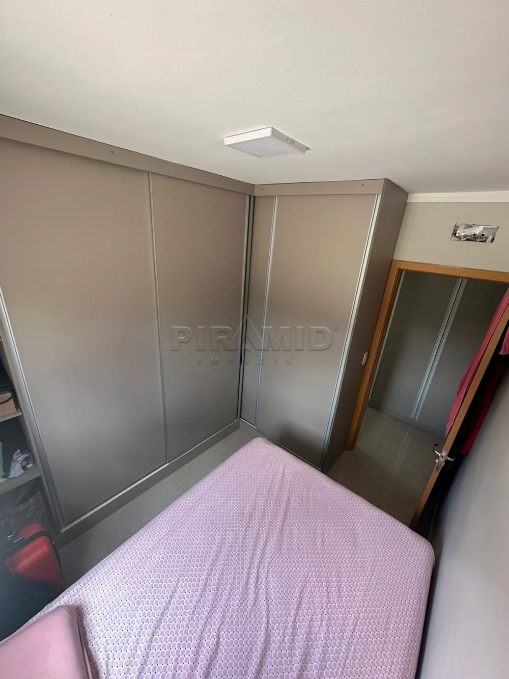Comprar Casa / Padr&atilde;o em Ribeir&atilde;o Preto R$ 640.000,00 - Foto 8