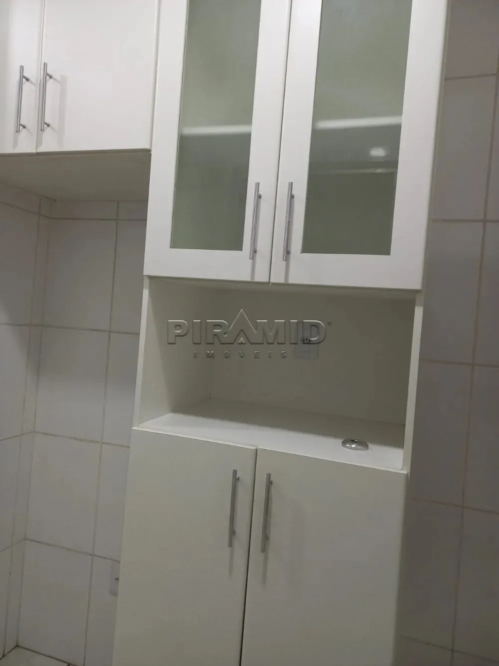 Alugar Apartamento / Padr&atilde;o em Ribeir&atilde;o Preto R$ 1.200,00 - Foto 7