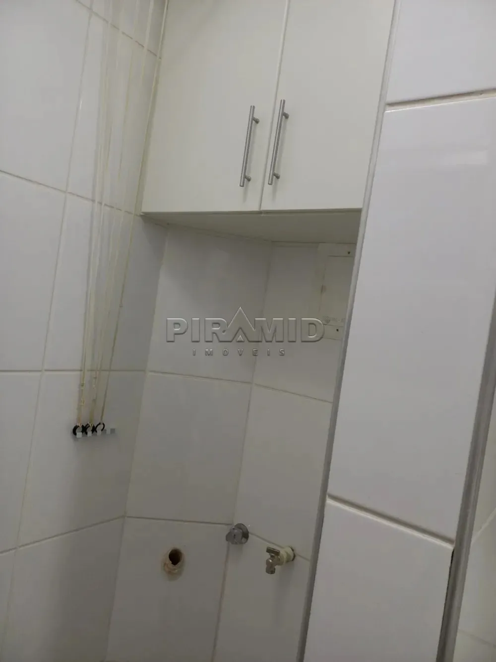 Alugar Apartamento / Padr&atilde;o em Ribeir&atilde;o Preto R$ 1.200,00 - Foto 8