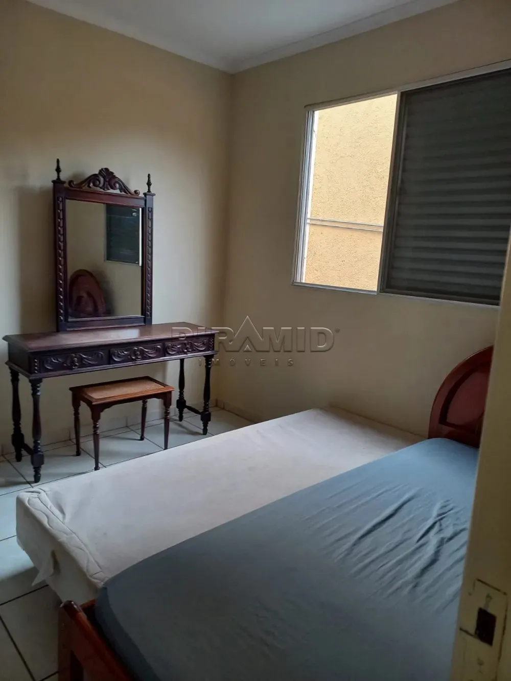 Alugar Apartamento / Padr&atilde;o em Ribeir&atilde;o Preto R$ 1.200,00 - Foto 5