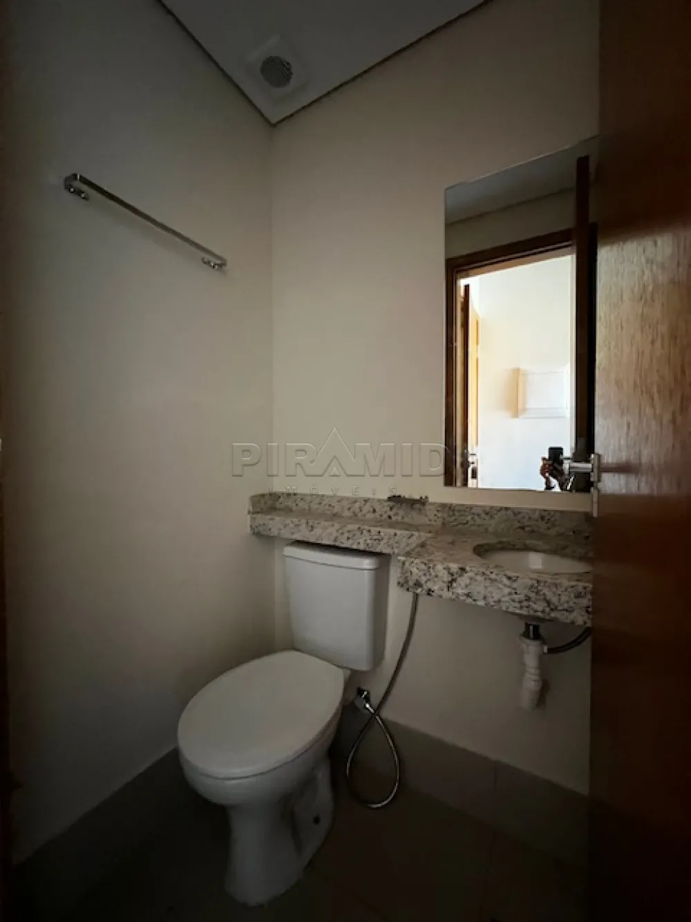 Comprar Apartamento / Padr&atilde;o em Ribeir&atilde;o Preto R$ 330.000,00 - Foto 2