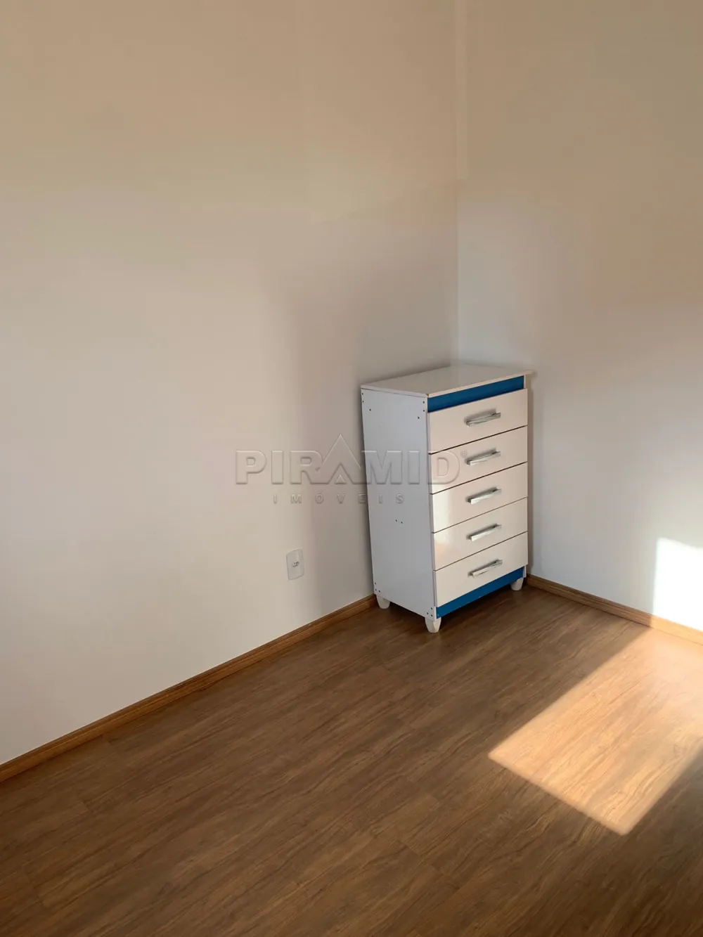 Alugar Apartamento / Padr&atilde;o em Bonfim Paulista R$ 900,00 - Foto 14