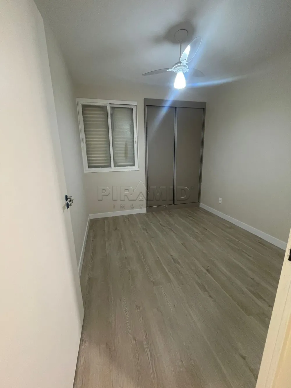 Comprar Apartamento / Padr&atilde;o em Ribeir&atilde;o Preto R$ 274.900,00 - Foto 9
