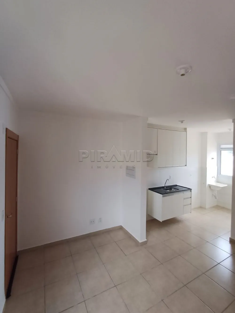 Alugar Apartamento / Padr&atilde;o em Bonfim Paulista R$ 880,00 - Foto 2