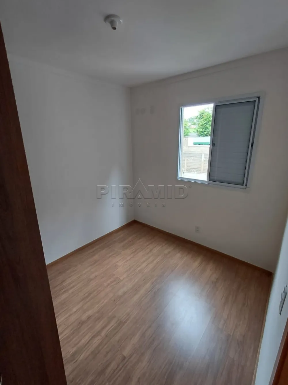 Alugar Apartamento / Padr&atilde;o em Bonfim Paulista R$ 880,00 - Foto 10
