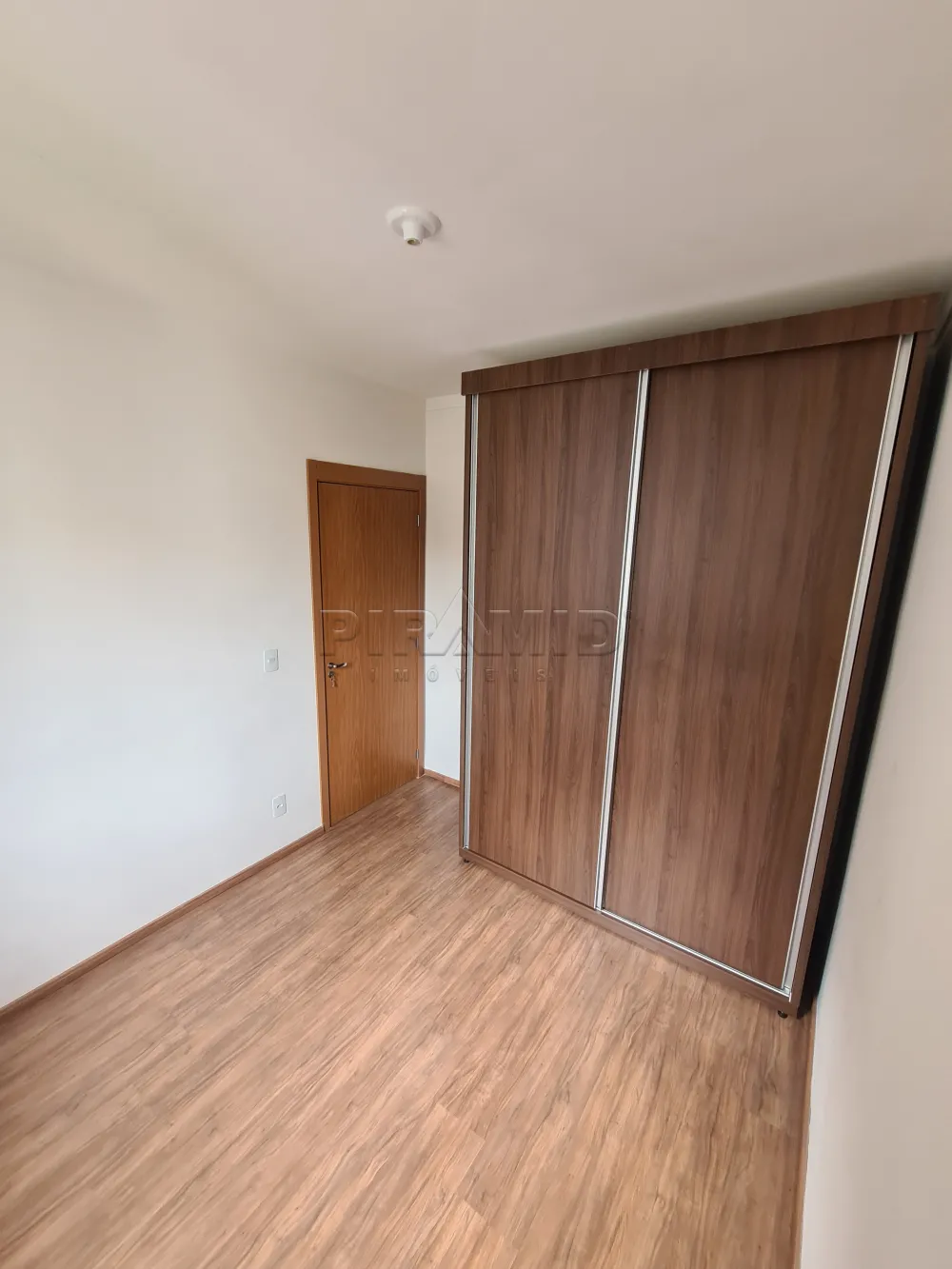 Alugar Apartamento / Padr&atilde;o em Bonfim Paulista R$ 880,00 - Foto 11