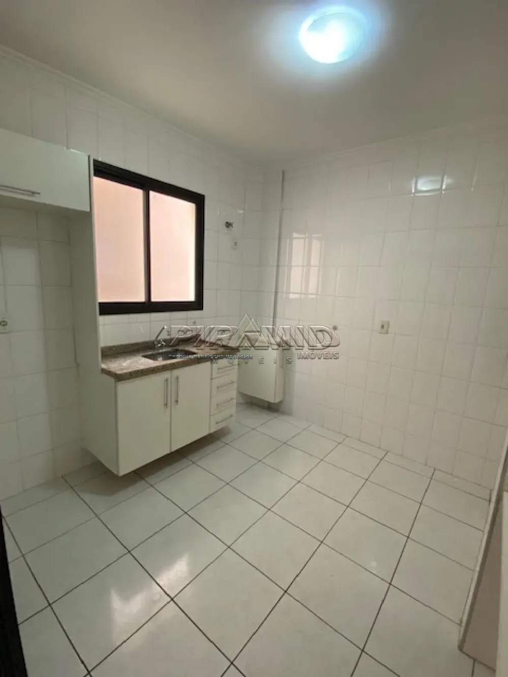 Alugar Apartamento / Padr&atilde;o em Ribeir&atilde;o Preto R$ 1.550,00 - Foto 8