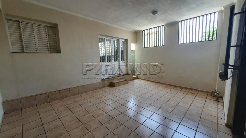 Alugar Casa / Padr&atilde;o em Ribeir&atilde;o Preto R$ 2.700,00 - Foto 1
