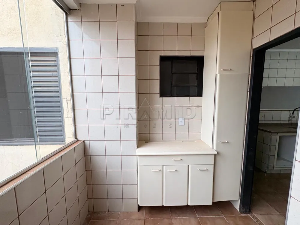 Alugar Apartamento / Padrão em Ribeirão Preto R$ 1.800,00 - Foto 11