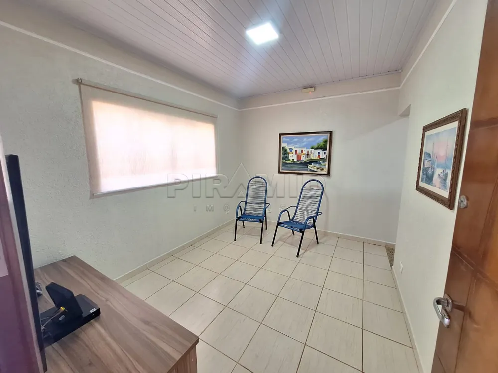 Alugar Casa / Padr&atilde;o em Ribeir&atilde;o Preto R$ 3.000,00 - Foto 1