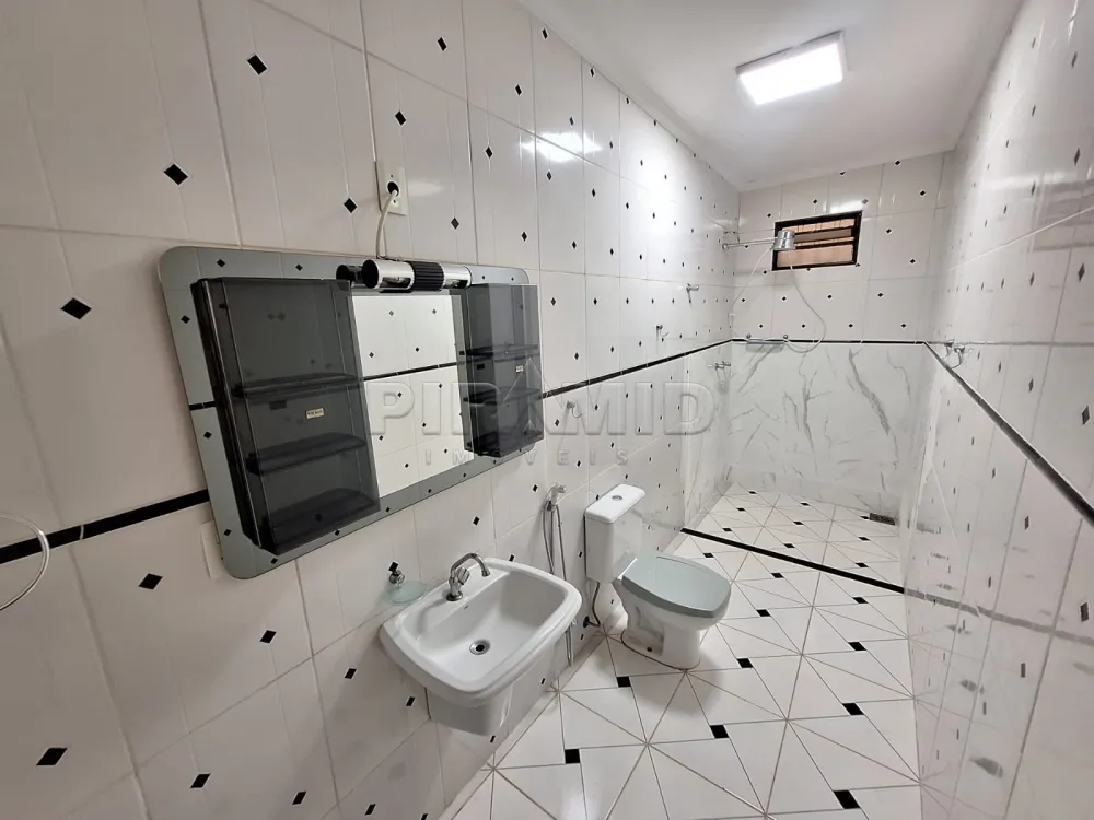 Alugar Casa / Padr&atilde;o em Ribeir&atilde;o Preto R$ 3.000,00 - Foto 9