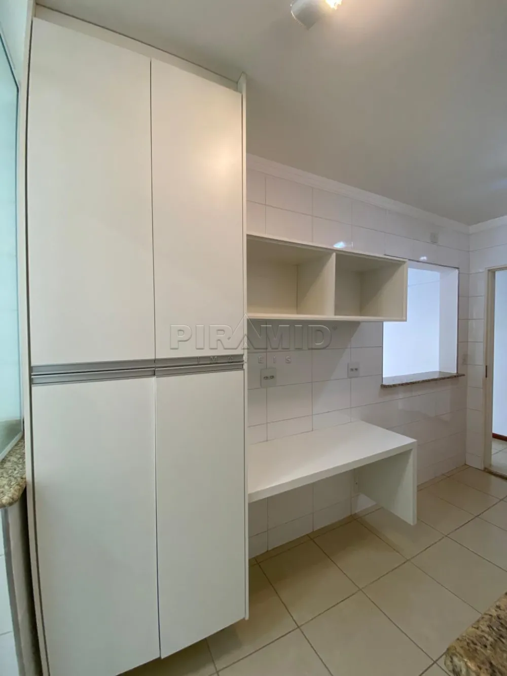 Alugar Apartamento / Padr&atilde;o em Ribeir&atilde;o Preto R$ 2.600,00 - Foto 13