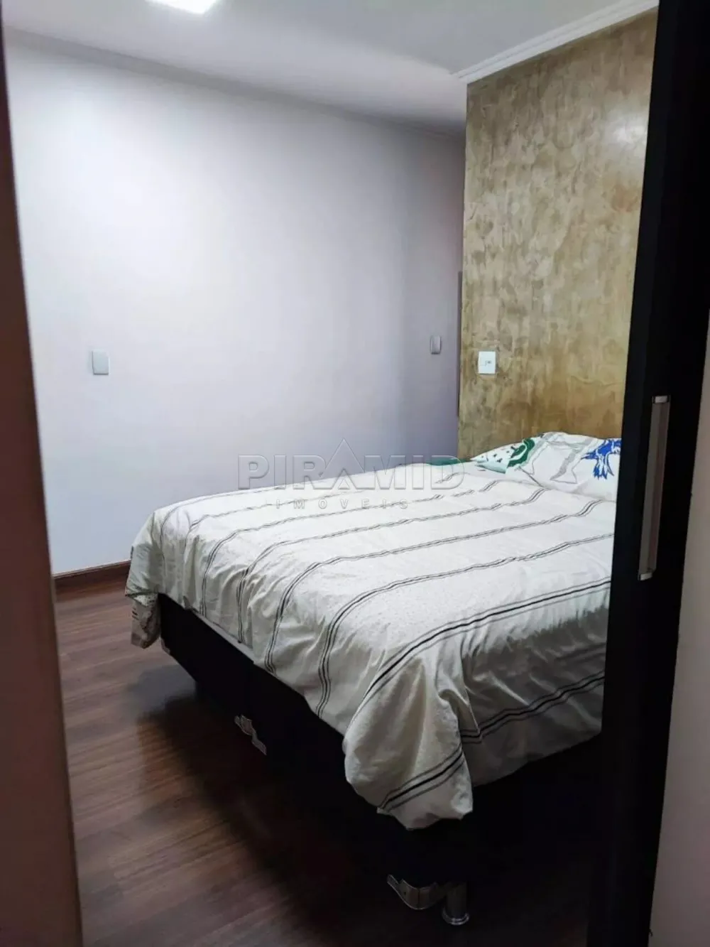 Alugar Apartamento / Padrão em Ribeirão Preto R$ 1.300,00 - Foto 18