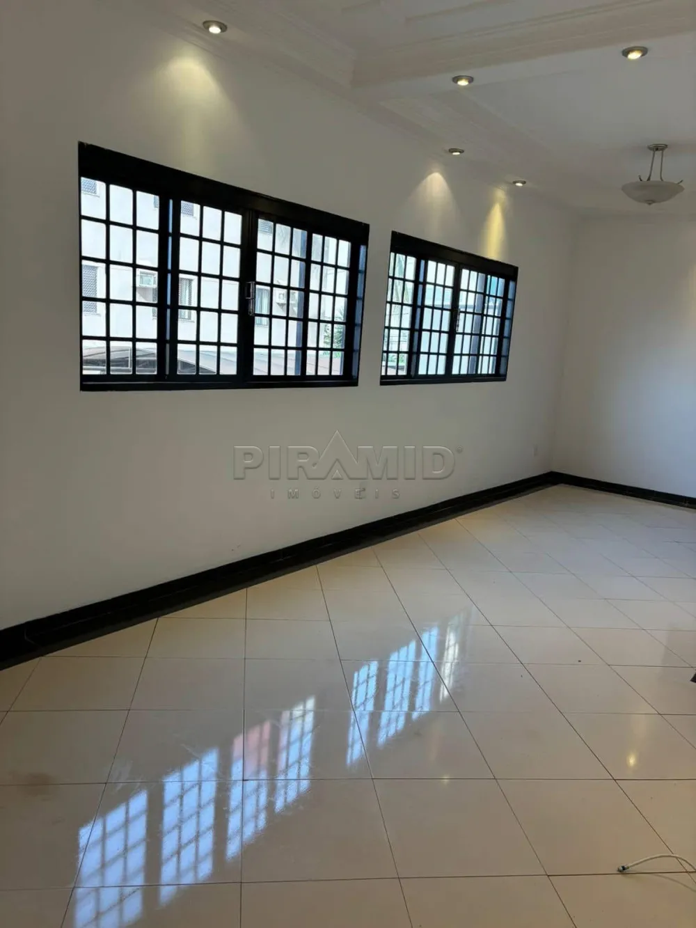 Alugar Apartamento / Padrão em Ribeirão Preto R$ 1.250,00 - Foto 3