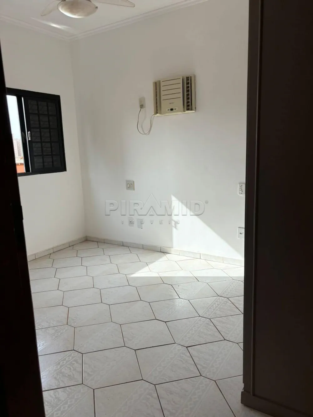 Alugar Apartamento / Padrão em Ribeirão Preto R$ 1.250,00 - Foto 9
