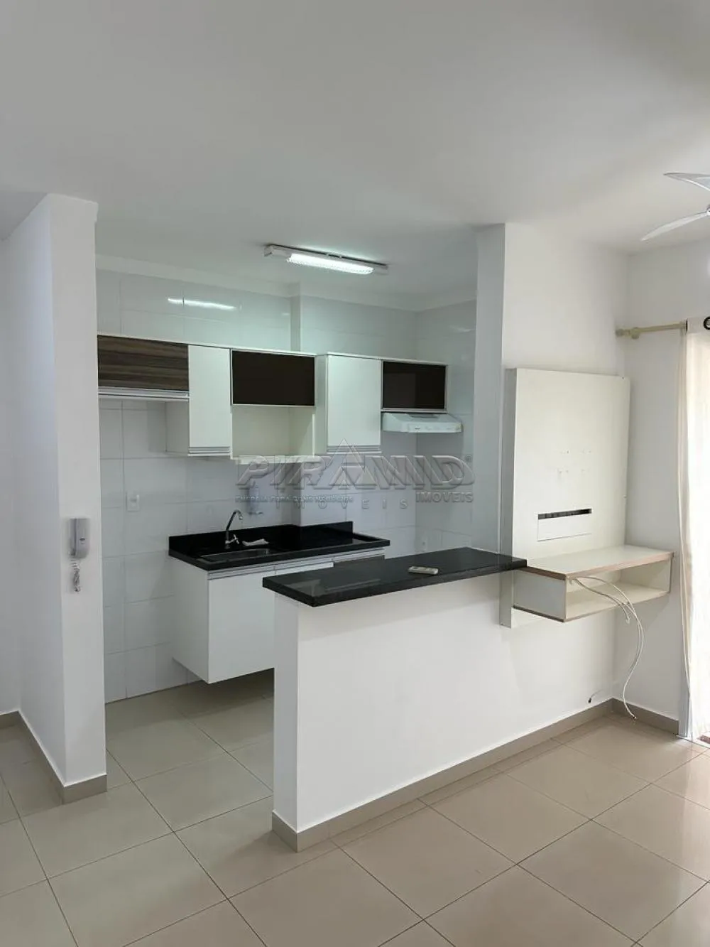 Alugar Apartamento / Padr&atilde;o em Ribeir&atilde;o Preto R$ 2.500,00 - Foto 1