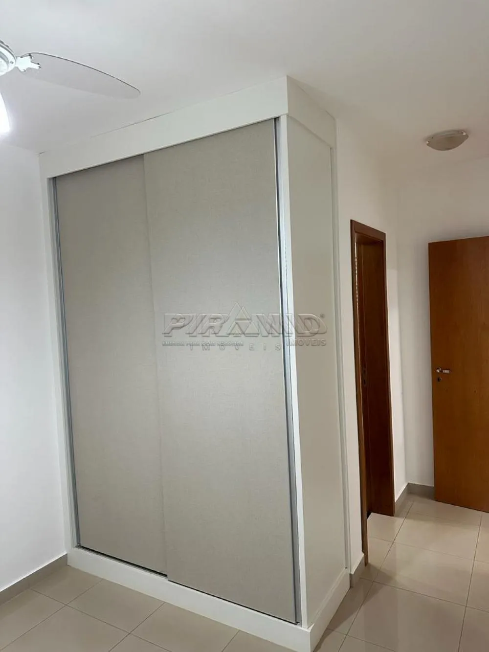 Alugar Apartamento / Padr&atilde;o em Ribeir&atilde;o Preto R$ 2.500,00 - Foto 5