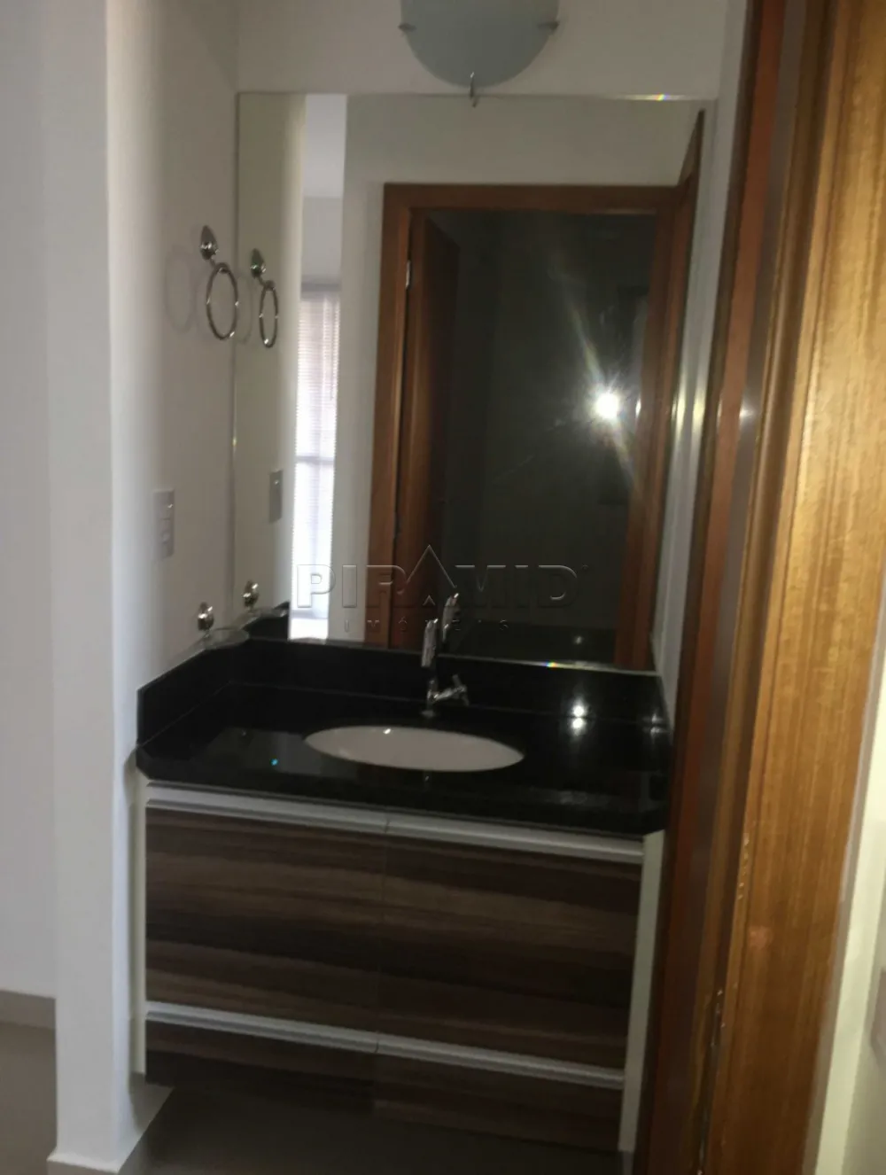 Alugar Apartamento / Padr&atilde;o em Ribeir&atilde;o Preto R$ 2.500,00 - Foto 3