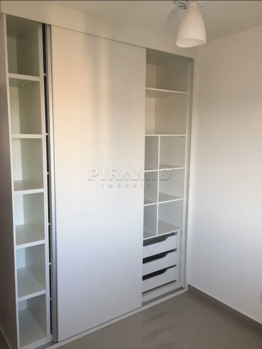 Alugar Apartamento / Padr&atilde;o em Ribeir&atilde;o Preto R$ 2.500,00 - Foto 4