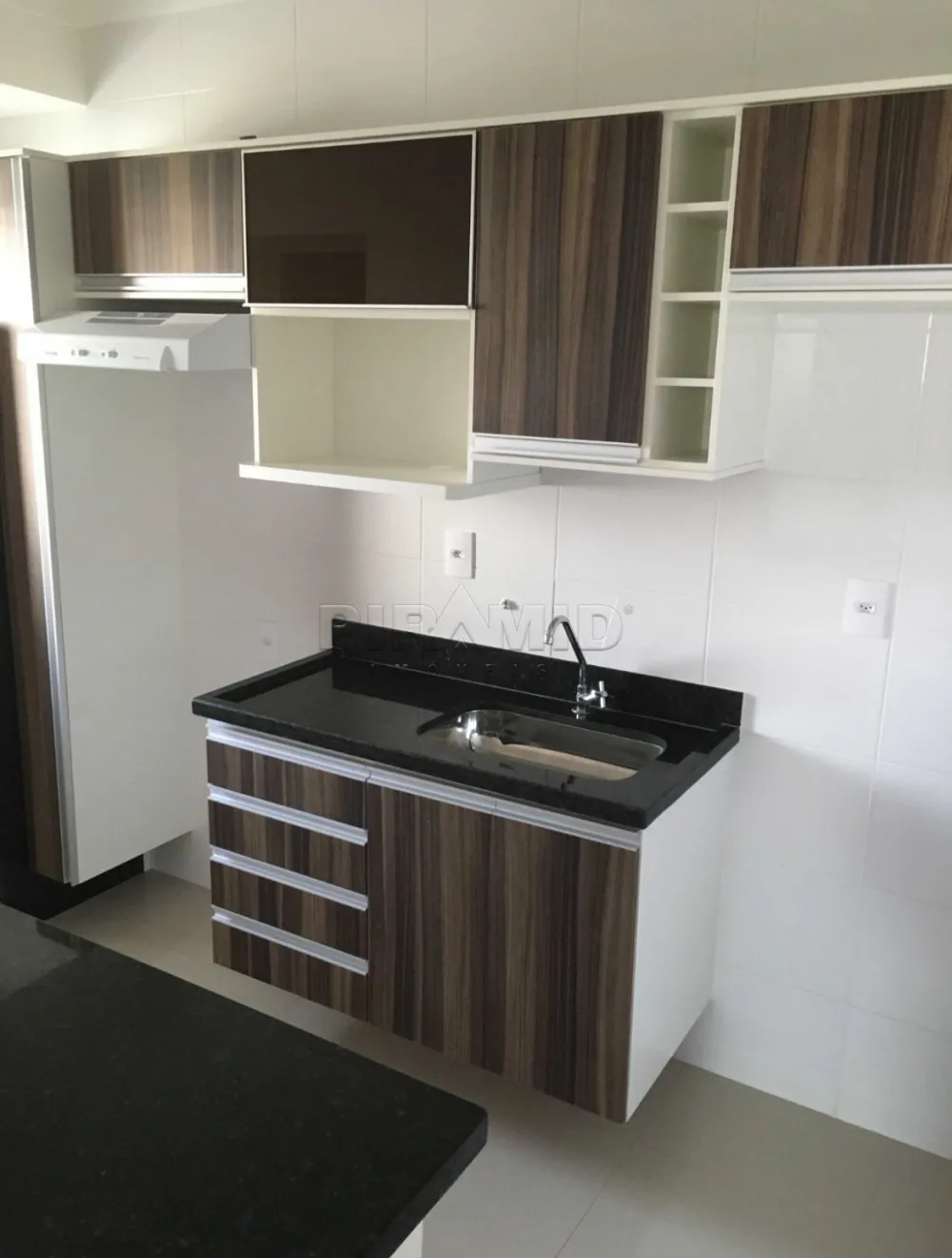 Alugar Apartamento / Padr&atilde;o em Ribeir&atilde;o Preto R$ 2.500,00 - Foto 6