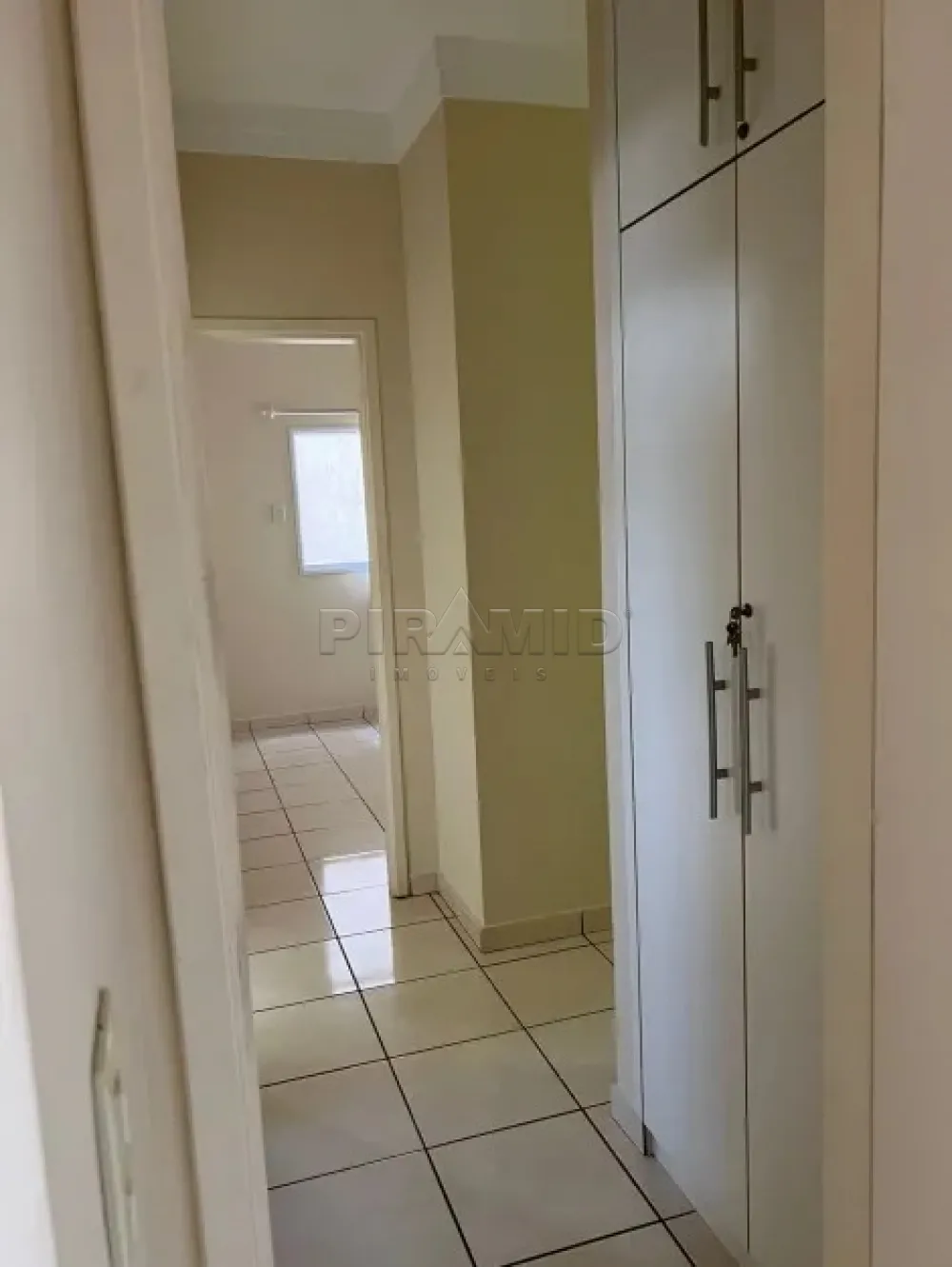 Alugar Apartamento / Padr&atilde;o em Ribeir&atilde;o Preto R$ 2.700,00 - Foto 3